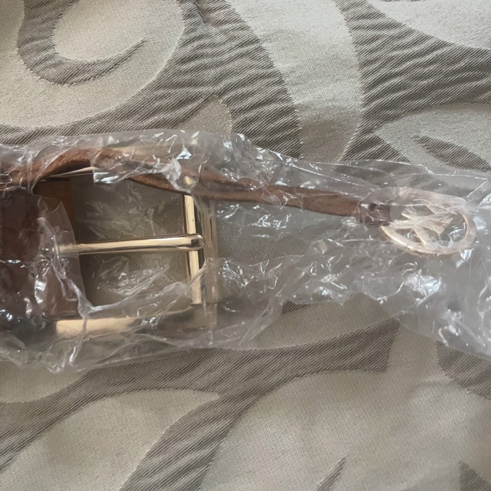 ❤️MICHAEL KORS BELT - Picture 5 of 6
